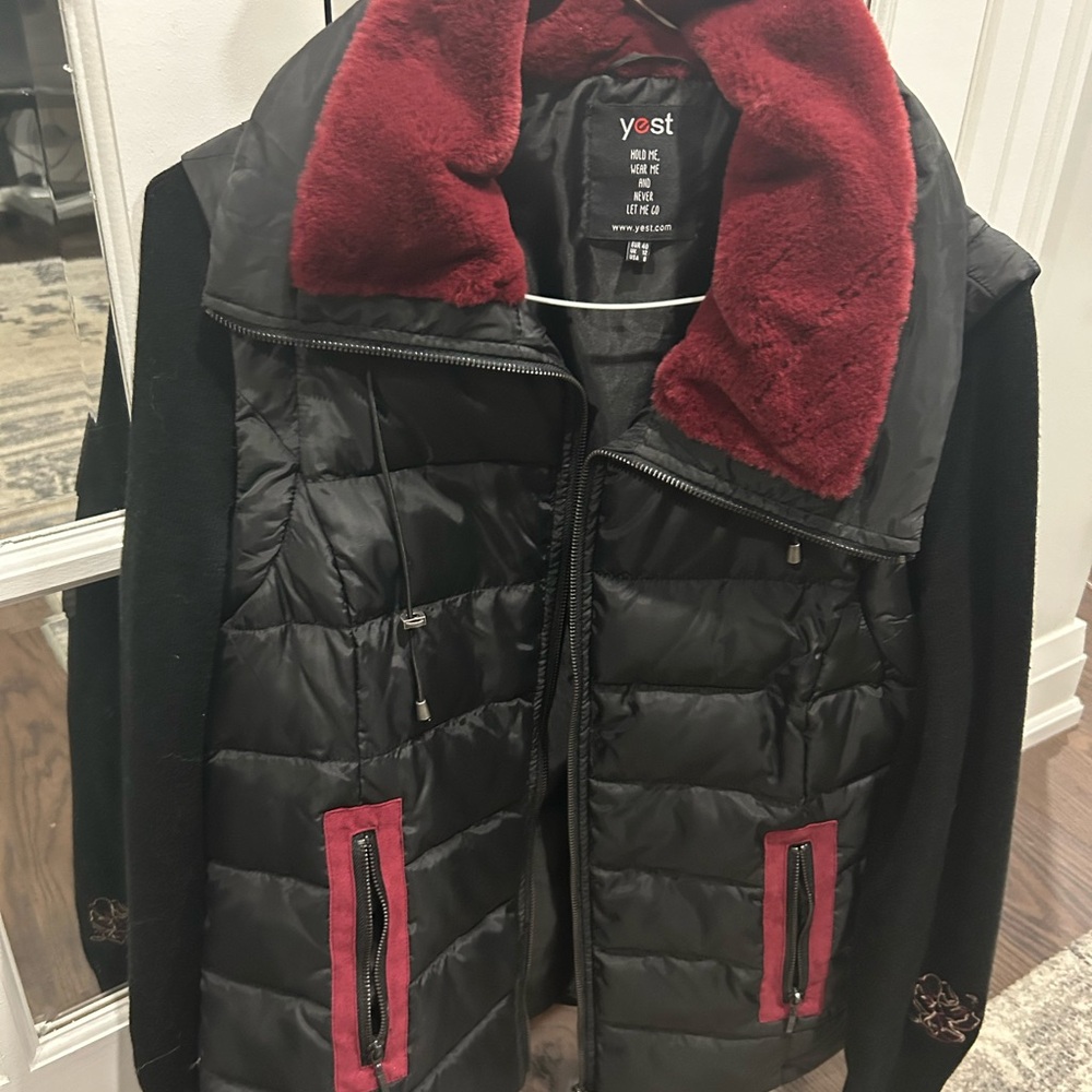 Convertible sweater vest